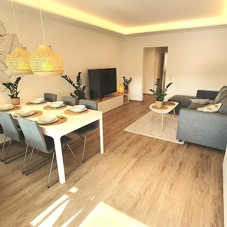 3 Zi, Balkon, Ruhig, 73m²: Ein Hauch Von Luxus Apartment *