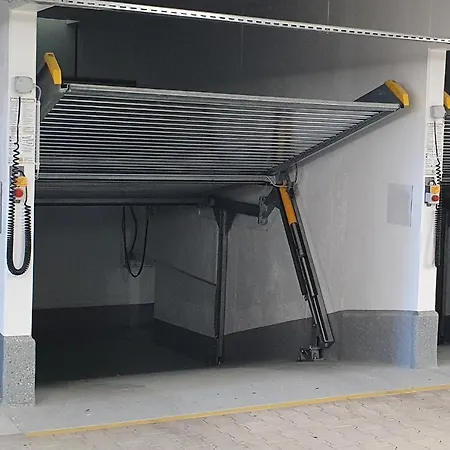 3 Zi, Balkon, Ruhig, 73m²: Ein Hauch Von Luxus Apartment *