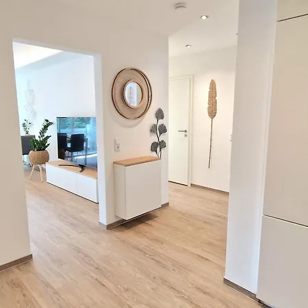 Apartment 3 Zi, Balkon, Ruhig, 73m²: Ein Hauch Von Luxus