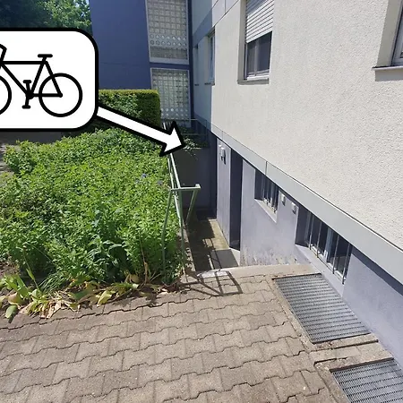 3 Zi, Balkon, Ruhig, 73m²: Ein Hauch Von Luxus アパート ウルム