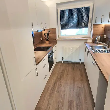 3 Zi, Balkon, Ruhig, 73m²: Ein Hauch Von Luxus * ウルム