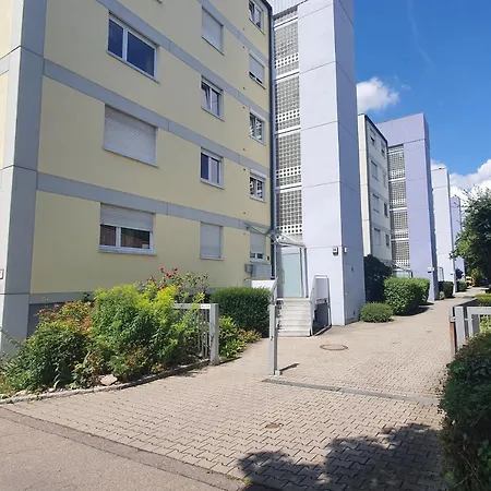 Apartment 3 Zi, Balkon, Ruhig, 73m²: Ein Hauch Von Luxus