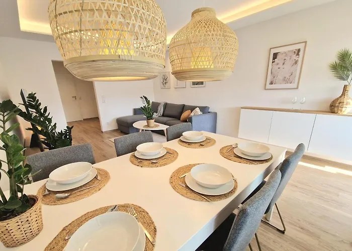 Daire 3 Zi, Balkon, Ruhig, 73m²: Ein Hauch Von Luxus