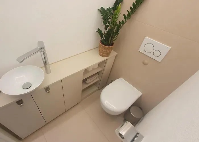 3 Zi, Balkon, Ruhig, 73m²: Ein Hauch Von Luxus Daire