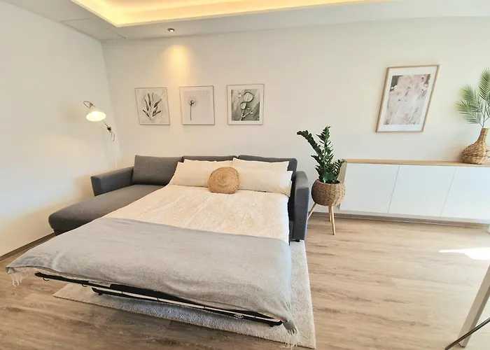 Apartamento 3 Zi, Balkon, Ruhig, 73m²: Ein Hauch Von Luxus