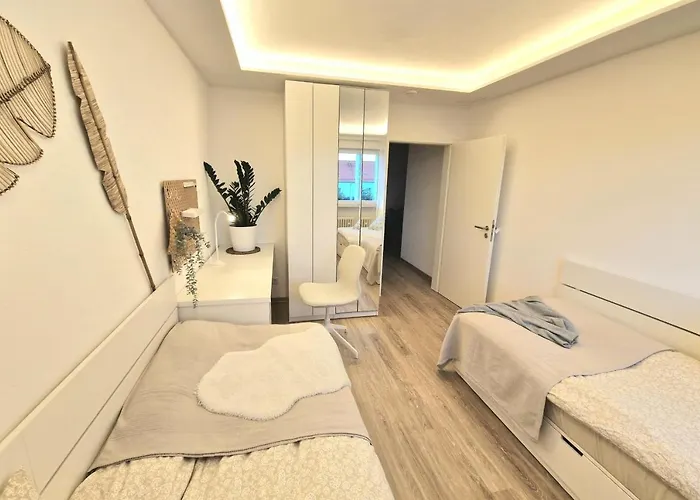 3 Zi, Balkon, Ruhig, 73m²: Ein Hauch Von Luxus