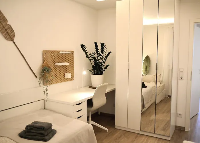 3 Zi, Balkon, Ruhig, 73m²: Ein Hauch Von Luxus Ulm